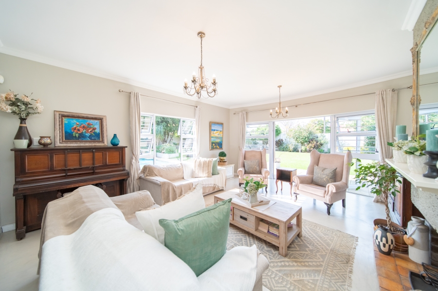 5 Bedroom Property for Sale in Selborne Eastern Cape